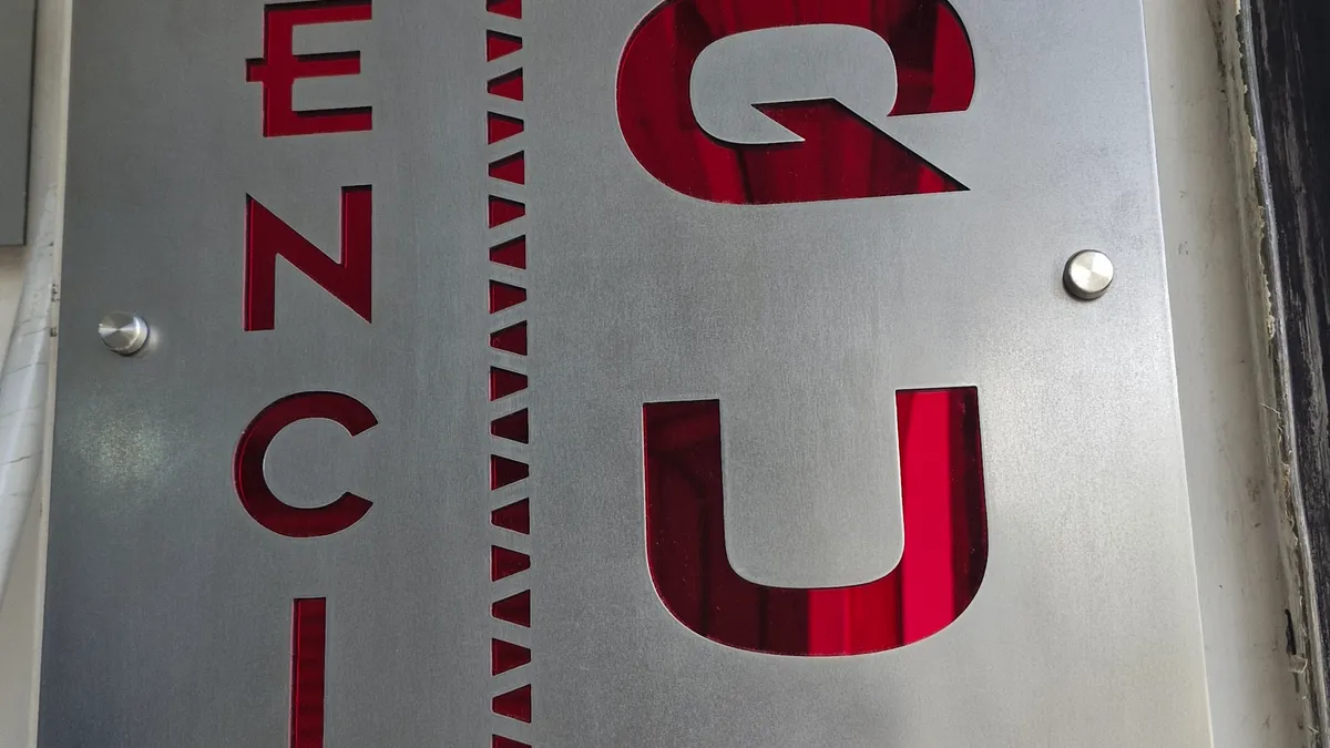 Señalética en metal Cali